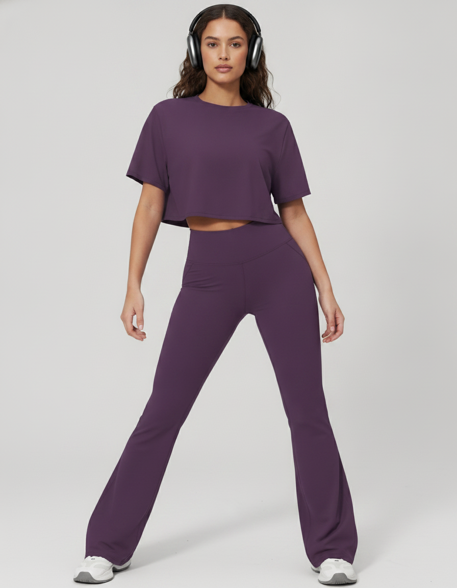Conjunto Cropped e Calças Flare