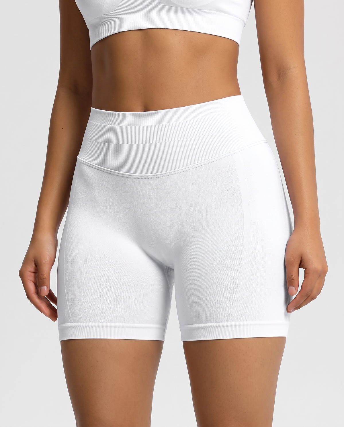 Calções seamless brancos de cintura alta VD Beyond Limits, tecido elástico e respirável para treino e yoga.